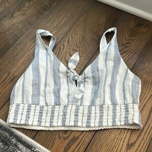 ⚪️Abercrombie blue and white stripe crop top